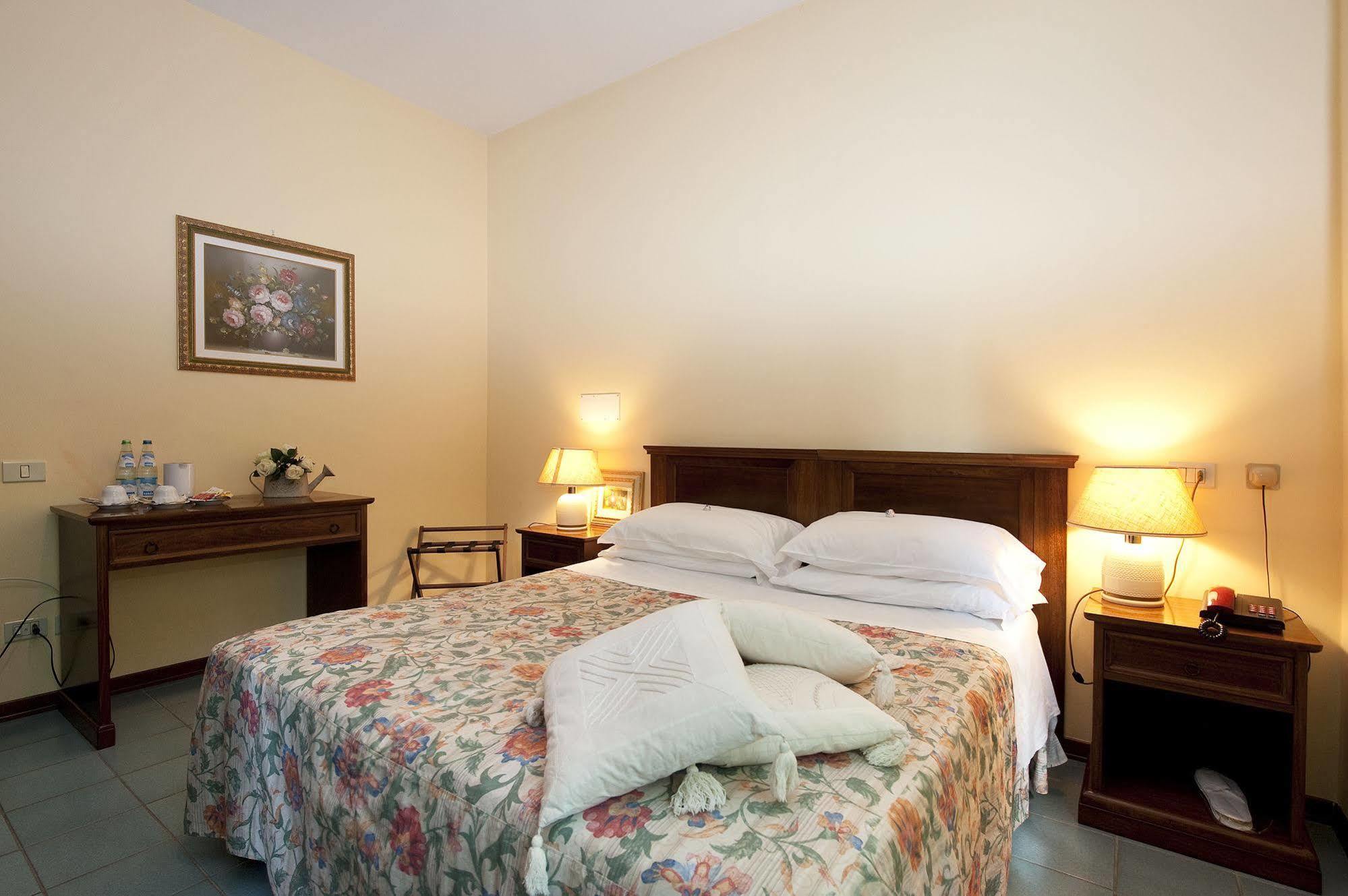 Hotel Molino D'Era โวลแตร์รา ภายนอก รูปภาพ