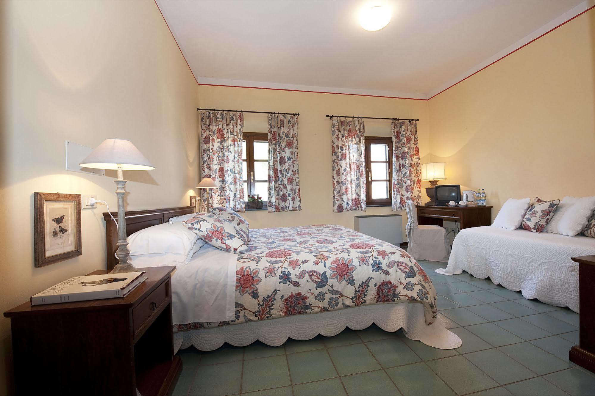 Hotel Molino D'Era โวลแตร์รา ภายนอก รูปภาพ