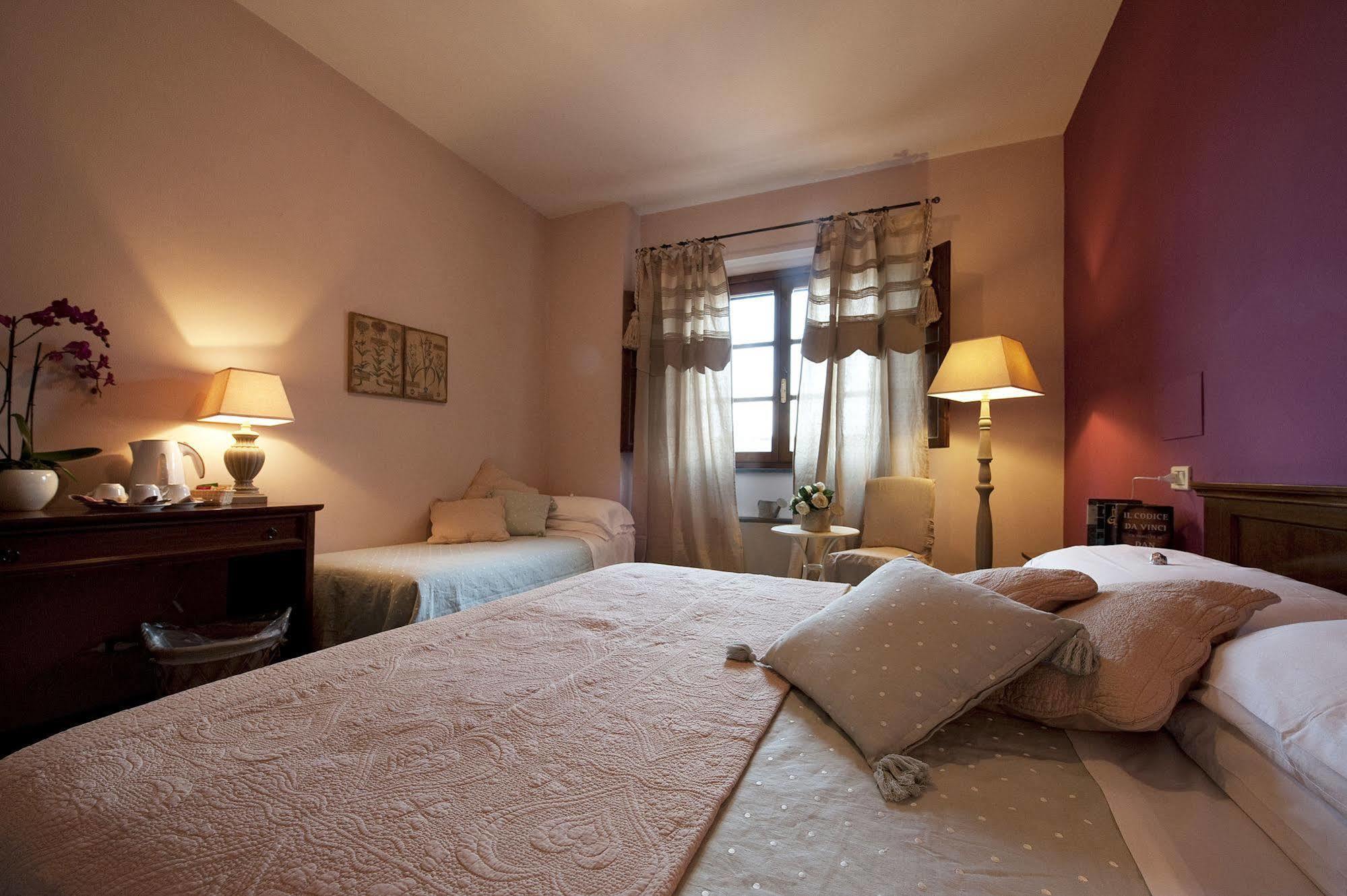 Hotel Molino D'Era โวลแตร์รา ภายนอก รูปภาพ