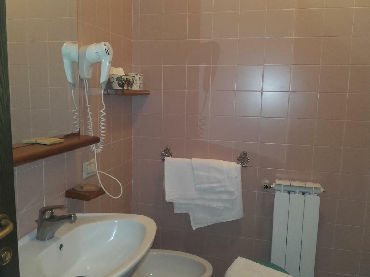 Hotel Molino D'Era โวลแตร์รา ภายนอก รูปภาพ